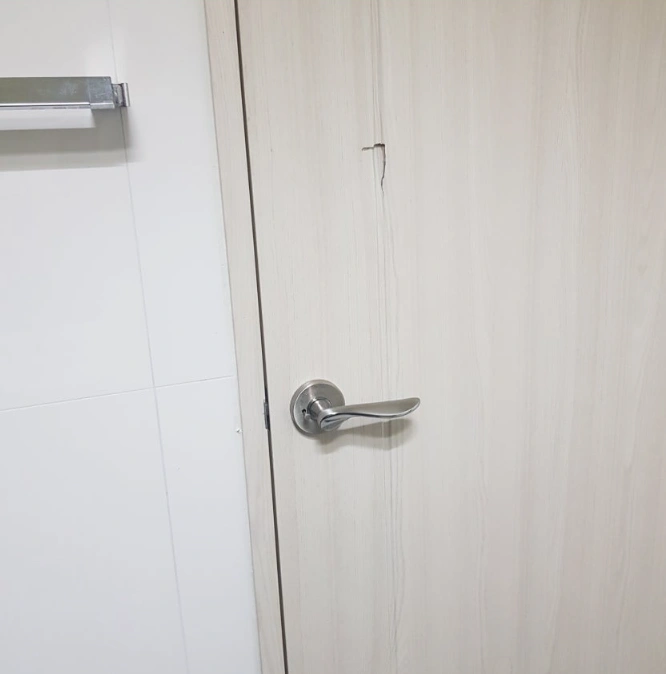 방문 원상복구 파손 전