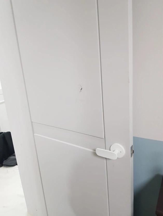 중문 원상복구 파손 전